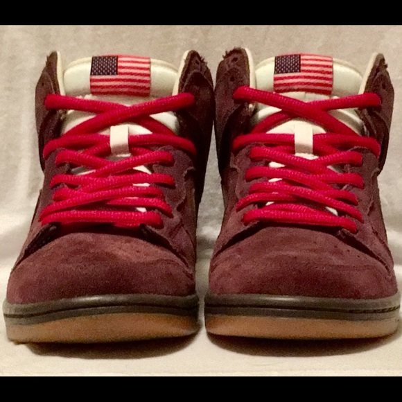 Nike SB Dunk High “Budweiser” in BOX  size 7.5 - Picture 2 of 8
